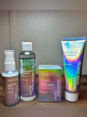 Global Beauty Care Glass Skin Glow Facial Cleansing 4pc Set •NEW•